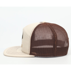 Modehoed 7-panel flat brim snapback trucker pet met aangepast geborduurd logo - Product Image 4
