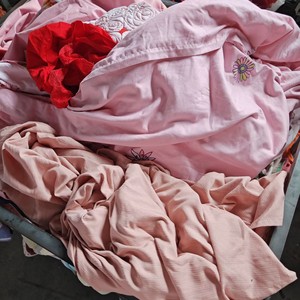 Lot de draps en coton d'occasion très demandés, en ballots, ensembles mixtes pré-aimés, en vrac pour l'Afrique - Product Image 4