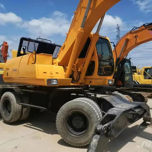 Pelle pelleteuse multifonction sur chenilles originale de la Corée Hyundai 210 à haut rendement Hyundai en bon état en vente - Product Image 1