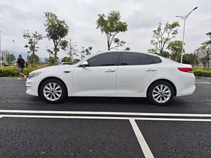 Kia K5 2.0L automatique <span class=keywords><strong>GLS</strong></span> berline de taille moyenne, modèle 2016, d'occasion - Product Image 3