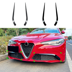 Autocollant de ventilation avant Alfa Romeo Giulia, texture carbone noir piano, 2015-2022, décalcomanie de voiture, modification de carrosserie - Product Image 5