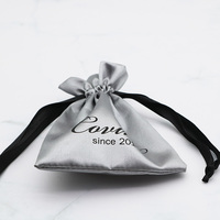 Sac en tissu satiné de soie en gros pour usine, masque pour les yeux, pyjama, perruque, sac en satin, sac à cordon en soie, emballage personnalisé avec logo