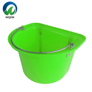 Nouveau seau d'alimentation pour chevaux en <span class=keywords><strong>plastique</strong></span> PP de haute qualité, 12 litres, dos plat, durable avec crochet, mangeoires pour animaux - Product Image 5