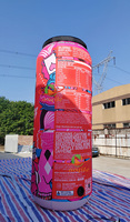 De grands piliers gonflables de la publicité sont utilisés pour annoncer les piliers colorés gonflables d'affichage