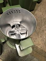 Séchoir à air chaud centrifuge pour essoreuse