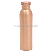 Bouteilles d'eau en cuivre martelé, fabriquées en Inde, pour boissons, disponibles avec emballage personnalisé par M. R. S. EXPORTS