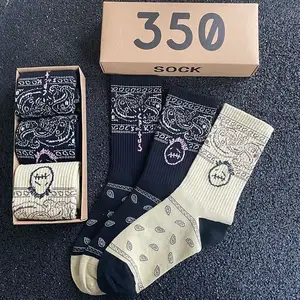 High Quality Cotton Mens Sport Box Socks Custom Logo Crew Travis Scotts Cactus Jack Socks Couple Streetwear Hip Hop Sock