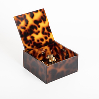 Women's sets — boîte à bijoux de luxe en plexiglas, Cube de rangement carré en acrylique, couvercle rabattable