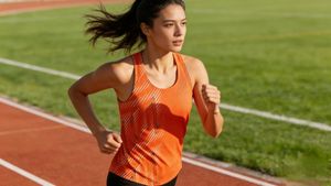 Camiseta Deportiva sin Mangas de Secado Rápido, Transpirable, con Logotipo Personalizado, Sin Costuras, de Alta Elasticidad, para Hombre y Mujer, para Fitness y Maratón - Product Image 4