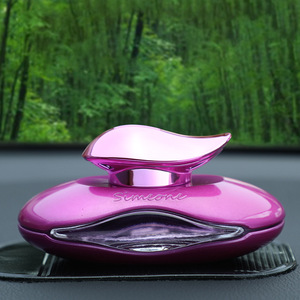 2025 désodorisant de <span class=keywords><strong>voiture</strong></span> personnalisé parfum d'océan parfum pour hommes et femmes Style Cool conteneur meilleur cadeau à des amis - Product Image 1