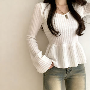 T-shirt décontracté en maille côtelée à col carré, style Sweet Pure Desire, avec manches cloche cintrées à la taille, couleur unie, coupe trapèze - Product Image 6