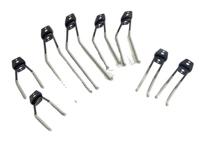 Crochets de rangement en gros - Lot de 16 avec revêtement antidérapant, fixation murale robuste pour suspendre vélos, échelles, outils de jardin - Product Image 1