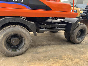 Doosan Dh150W-7 Crawler Excavator With Digging Bucket Used Heavy Equipment - Product Image 3