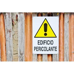 Panneau "DANGEROUS BUILDING" 40x60 cm Outil essentiel pour la sensibilisation à la sécurité - Product Image 2