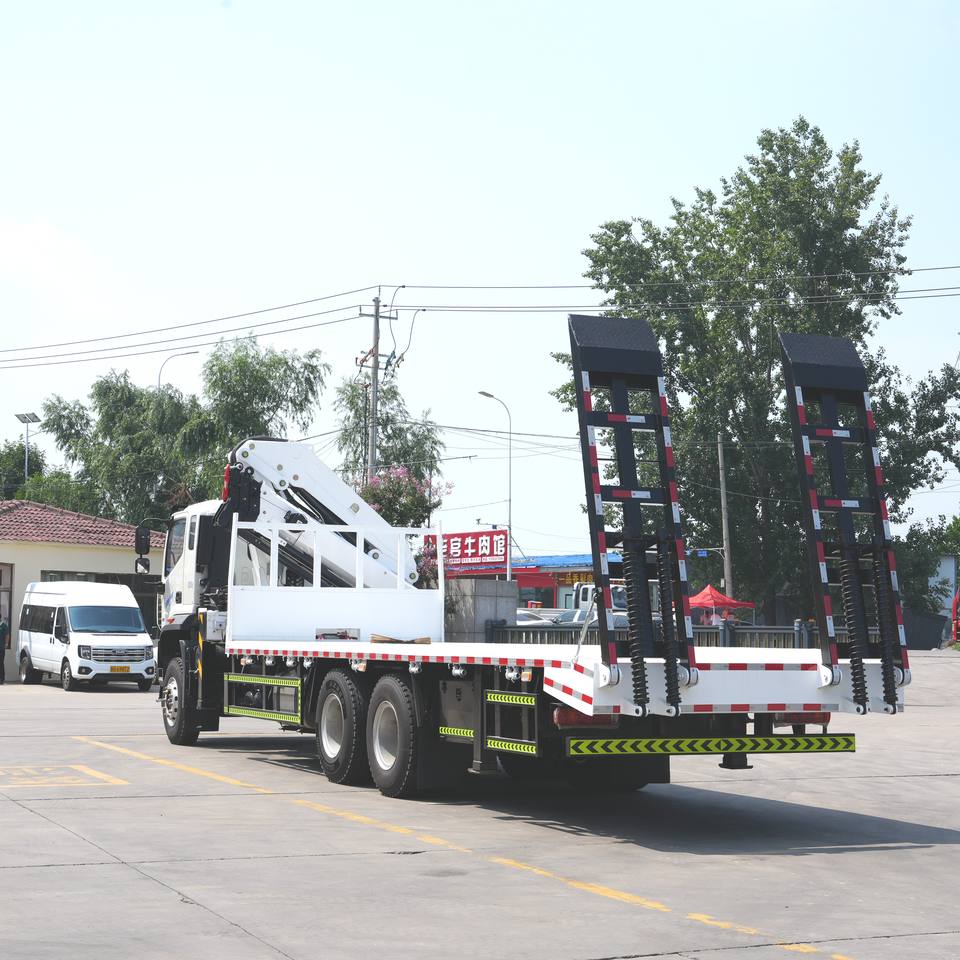Heavy Loader Arm JQCM 10 Ton Knuckle Boom Crane Truck Foton 6x4 Heavy Load Folding Arm ...