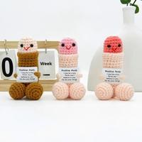 LUYI Nouveauté : Poupée pénis tricotée à la main en crochet, ornement de bureau pour le soutien émotionnel, cadeau d'anniversaire