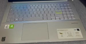 HS <span class=keywords><strong>VivoBook</strong></span> S15แล็ปท็อปที่มี <span class=keywords><strong>I5</strong></span>-10210U หลักของ Intel แรม8กิกะไบต์และที่เก็บข้อมูล512กิกะไบต์แล็ปท็อปมือสอง - Product Image 5