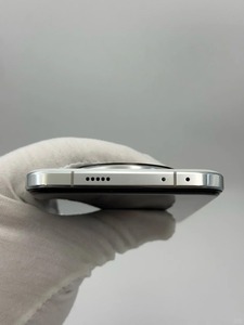 Venta al Por Mayor de Teléfonos Móviles HONOR Magic7 Pro Originales Desbloqueados, Usados, 99% Nuevos, con Excelente Batería, 5G, de Segunda Mano - Product Image 6
