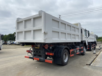 Camion à bras hydraulique Howo 4x2 15 tonnes, camion à bras pour le ramassage des déchets, camion à bras pour le transport des déchets, camion à bras pour le ramassage des ordures