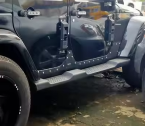 2/4ドアJeepS WranglerS JK 2007-2017に適したサイドペダルとサイドボディを備えたロックスタイルの防弾ベスト - Product Image 3