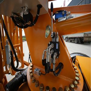 รถกระเช้าไฟฟ้าแบบใหม่ 16 เมตร รุ่น CE ใช้สำหรับทำความสะอาดผนัง - Product Image 6