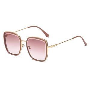 Nouvelles Lunettes de Soleil de Luxe pour Femme 2024, Monture Large, Couleur Gelée – Les Dernières Lunettes de Soleil de Luxe pour Femme, Vente en Gros - Product Image 6