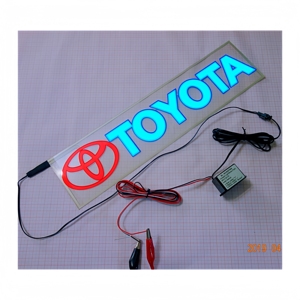 Pegatina para Auto EL de 400x100mm para Sedán y SUV. Altamente visible por la noche. Ser visto significa ser más seguro. Protege tu conducción nocturna - Product Image 1