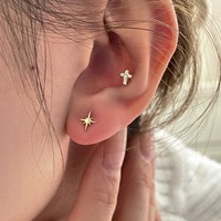 Pendientes de Cruz Minimalistas Chapados en Oro con Aguja de Cobre y Plata Vintage, Regalo Moderno para Mujer, Lujo Ligero, Sencillos y Sofisticados