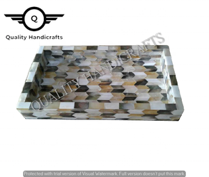 Bandejas de Servir de Acrílico con Base de Madera y Diseño de Mármol y Nácar, Artesanía de la India, Calidad para el Hogar, Restaurantes, Hoteles y Cocina - Product Image 3