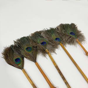 Plumeau en plumes de paon avec manche en bambou, tête ronde, pour le nettoyage des meubles, objet décoratif, fabriqué à Anji, Zhejiang - Product Image 3