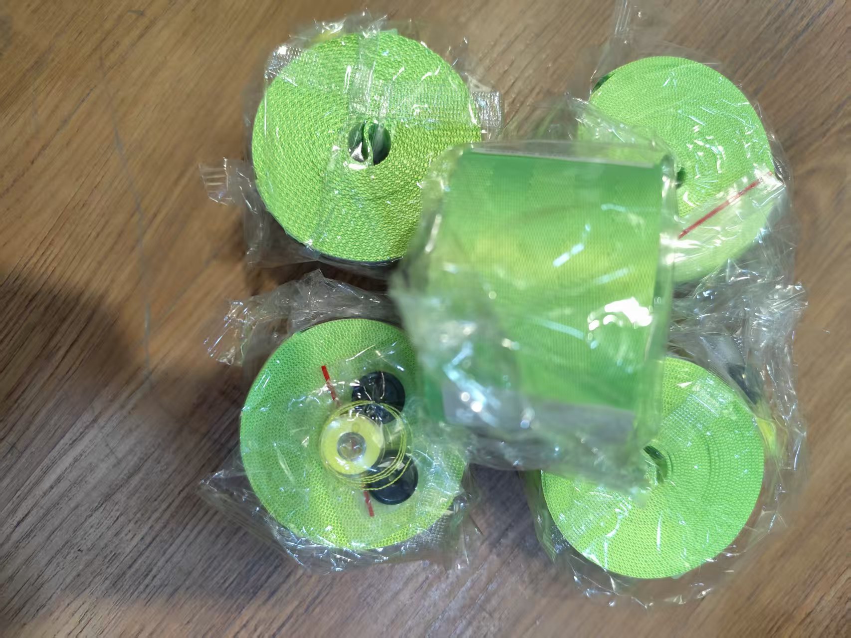5 rouleaux de vert