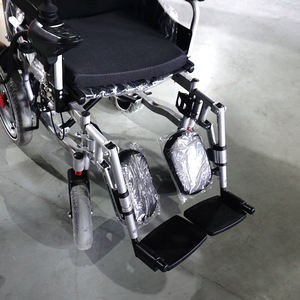 Motore pieghevole con struttura in acciaio al carbonio che alimenta le sedie a rotelle per disabili pazienti anziani reclinabili sedia a rotelle elettrica intelligente - Product Image 5