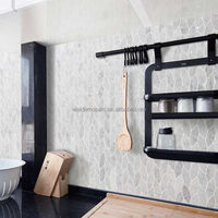 Mosaïque géométrique en marbre gris grain de bois, mosaïque de pierre polygonale minimaliste, utilisable pour les crédences murales et les salles de bain