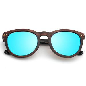 Gafas de Sol de Madera Conchen con Lentes Polarizadas TAC UV400, Unisex, Clásicas, Cuadradas, Retro, Protección Solar, para Pesca, Conducción y Actividades al Aire Libre - Product Image 2