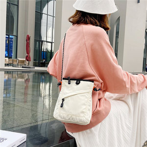 Arbeitskleidung Kleine Quadratische Umhängetasche aus Nylon für Herren und Damen, Sommer 2026 Neu, Modisch im Koreanischen Stil, für Studenten, Handy und Ins-Accessoires - Product Image 1