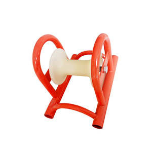 Rodillo para Cable <span class=keywords><strong>de</strong></span> Fibra Óptica con Marco <span class=keywords><strong>de</strong></span> Acero, Rueda <span class=keywords><strong>de</strong></span> Aluminio y Nylon, Diseño Arqueado para Tirar Cables, Carga Nominal <span class=keywords><strong>de</strong></span> 12/15KN - Product Image 3