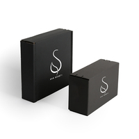 Boîtes d'expédition personnalisées imprimées noires pour vêtements, boîtes en carton ondulé avec bande déchirable, boîtes d'expédition auto-adhésives imprimées avec logo pour cadeaux