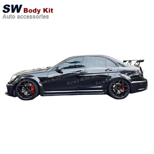 Kit Carrozzeria Allargata in Fibra di Vetro per <span class=keywords><strong>Mercedes</strong></span> Benz Classe <span class=keywords><strong>C</strong></span> W204 C63 <span class=keywords><strong>C</strong></span> 2008-2014, Stile Black Series: Paraurti, Minigonne, Parafanghi e Spoiler - Product Image 3