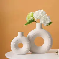 Vaso di fiori nordico circolare vuoto in ceramica ciambella vaso di fiori accessori per la decorazione domestica ufficio Desktop soggiorno Decor vaso di fiori