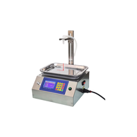 Machine de remplissage semi-automatique UC-6500 avec pompe magnétique pour poudres, bières et cosmétiques en emballages plastiques et en verre