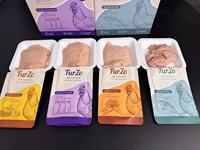 Nourriture humide pour chats au poulet et à la citrouille, sachets, haute teneur en protéines, santé intestinale, friandises pour chats, faible teneur en gras, vente en gros OEM pour toutes les races de chats, nourriture humide