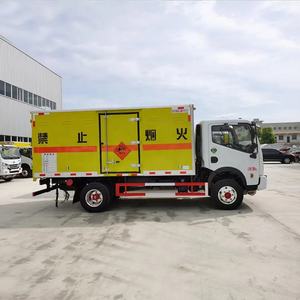 Camión de <span class=keywords><strong>caja</strong></span> de transporte de mercancías peligrosas Dongfeng, equipo de voladura inflamable de 5 toneladas, camión de carga de entrega - Product Image 6
