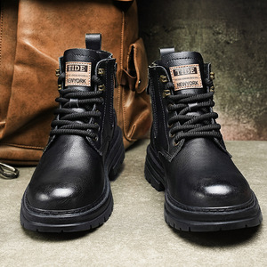 Chaussures d'automne et d'hiver pour hommes, style britannique, bottes <span class=keywords><strong>Martin</strong></span>, bottes de travail à tige haute, semelle épaisse, imperméables, antidérapantes, bottes de randonnée pour hommes - Product Image 4