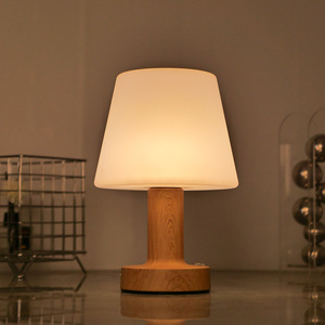 Lampe de chevet moderne rechargeable, style unique et portable, abat-jour blanc en forme de <span class=keywords><strong>champignon</strong></span>, avec fonction tactile - Product Image 3