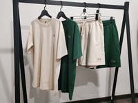 Set Olahraga Kasual Ramah Lingkungan 2-Potong untuk Pria, Kaos Pendek Lengan Pendek Bahan Rajut Spandex/Katun dengan Bordir Manik-manik