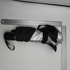 Biểu Tượng Tùy Chỉnh UV Bảo Vệ <span class=keywords><strong>Sun</strong></span> Bóng Râm Ô Cho Kính Chắn Gió Của Xe Khác Nhau Mô Hình Kính Chắn Gió Xách Tay Xe Có Thể Gập Lại Che Nắng - Product Image 3