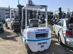 Chariot élévateur diesel TCM FD30 3 tonnes d'origine japonaise, utilisé pour les fermes, avec moteur, boîte de vitesses et composants principaux du moteur inclus - Product Image 4