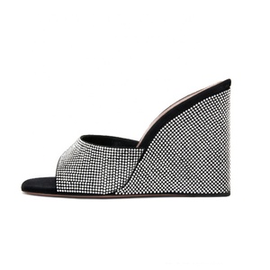 Sandales de mariage d'été à talons compensés hauts, ornées de strass, à bout ouvert, noires, pour femmes, style mules - Product Image 3