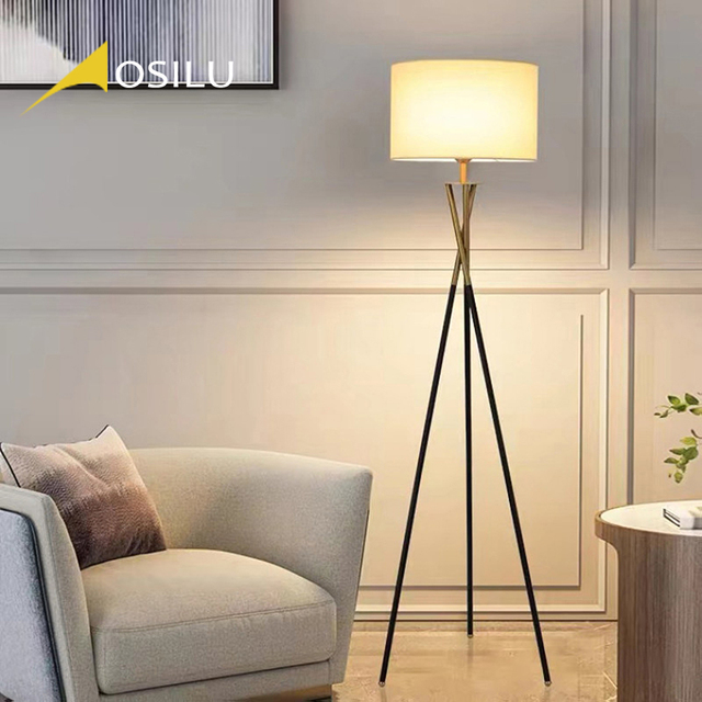 Hot-selling Modern Minimalist Bedroom Floor Lamp Design Lamp LED Iron Led Nordic Wood Round Modern White for Living Room Home