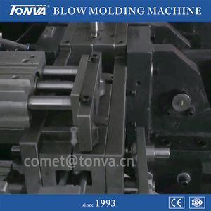 Nylon corrección pluma máquina pequeña botella de plástico máquina de moldeo por soplado - Product Image 3